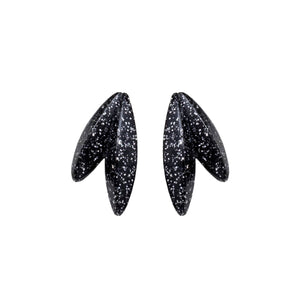 Twin-LEAVES ✕ Shine earrings, black silver