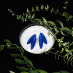 Load image into Gallery viewer, Twin-LEAVES ✕ Shine earrings, royal blue
